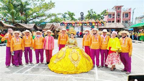 mayor bernie tacoy|Himorasak Festival celebrating abundant harvest .